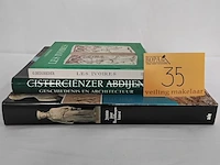 Lot 35 - koffietafelboeken en boek, abdijen beeldhouwkunst, 3 stuks - afbeelding 1 van  1