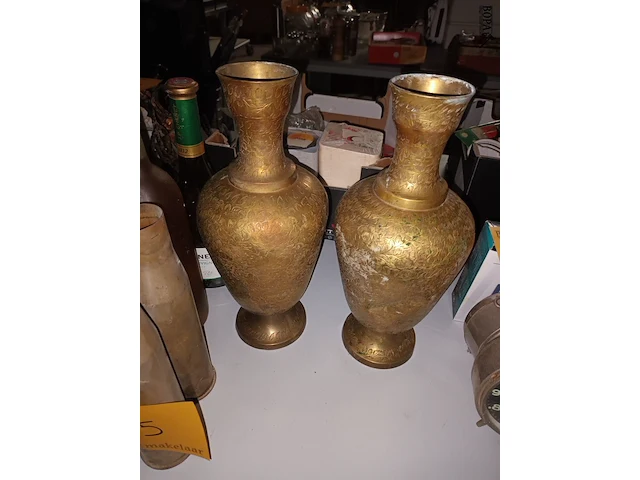 Lot 35 - koperen vazen. 4 stuks - afbeelding 3 van  3