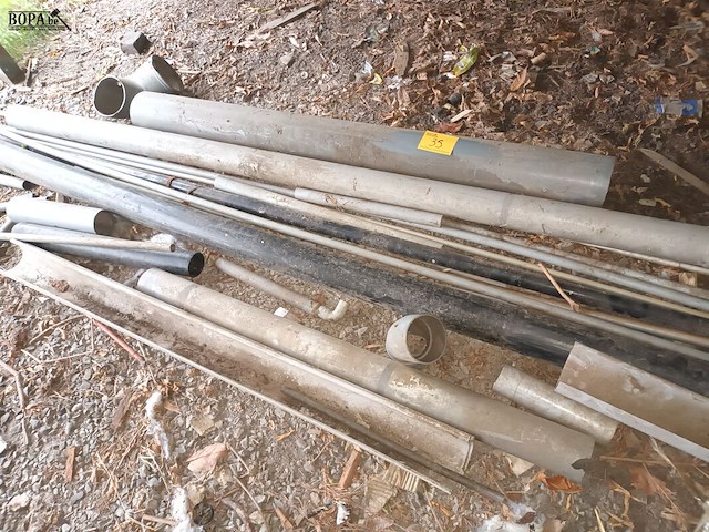 Lot 35 - lot diverse pvc buizen - afbeelding 1 van  3