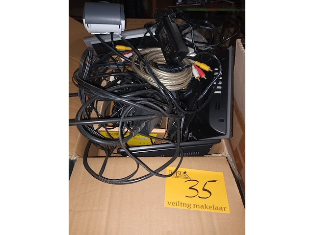 Lot 35 - lot kabels en elektro - afbeelding 1 van  12