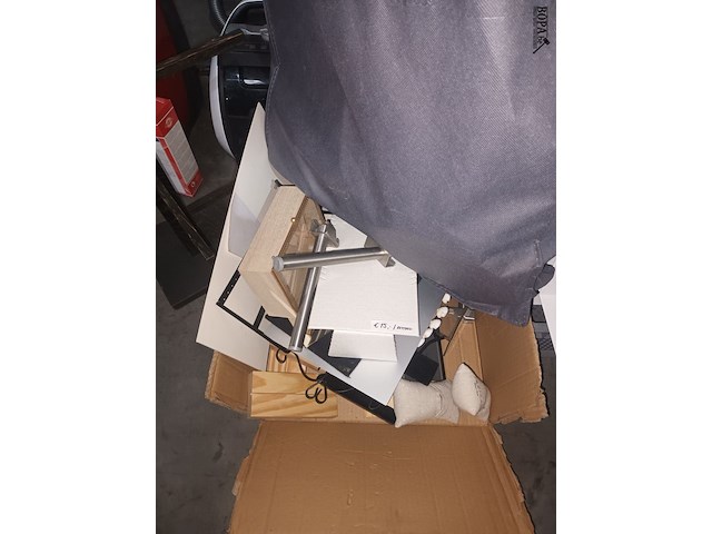 Lot 35 - lot winkeldisplays - afbeelding 3 van  7