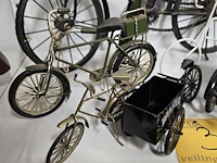 Lot 35 - lotje metalen fietsen diverse afm ong 7 stuks - afbeelding 3 van  5