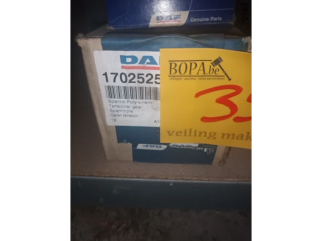 Lot 35 - onderdelen voor daf. 2 stuks - afbeelding 3 van  3