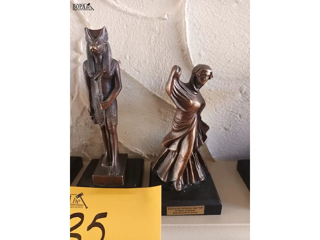 Lot 35 - reproducties in brons. 5 stuks - afbeelding 3 van  5