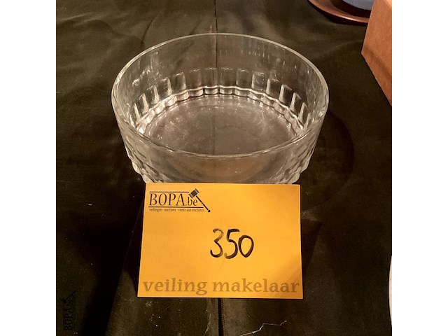 Lot 350 - glazen kommetje - afbeelding 1 van  1
