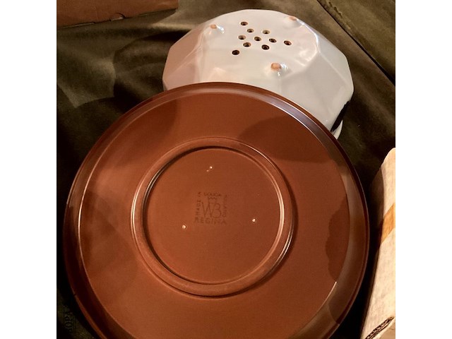 Lot 353 - tafelservies, 2 stuks - afbeelding 3 van  5