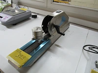 Lot 353 - textiel crock meter crockmaster - afbeelding 1 van  4