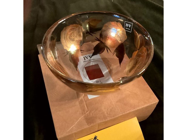 Lot 354 - kommetje kristal italiaans rozendecor ivv - afbeelding 3 van  4