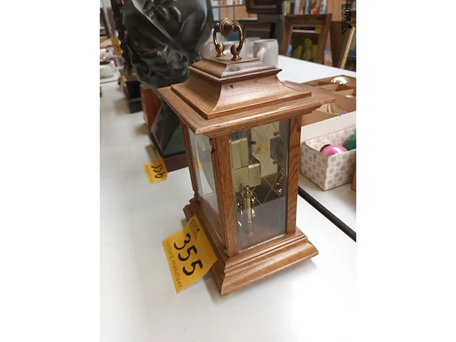 Lot 355 - tafelklok - afbeelding 2 van  3