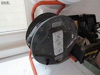 Lot 355 - werkmateriaal en trekbogen - afbeelding 3 van  6