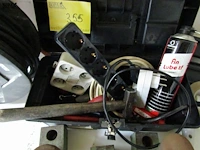 Lot 355 - werkmateriaal en trekbogen - afbeelding 5 van  6