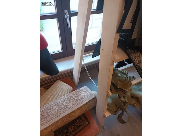 Lot 356 - houten ladder - afbeelding 2 van  3