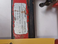 Lot 357 - pneumatische tacker haubold - afbeelding 2 van  2