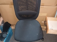 Lot 36 - bureaustoel - afbeelding 1 van  2