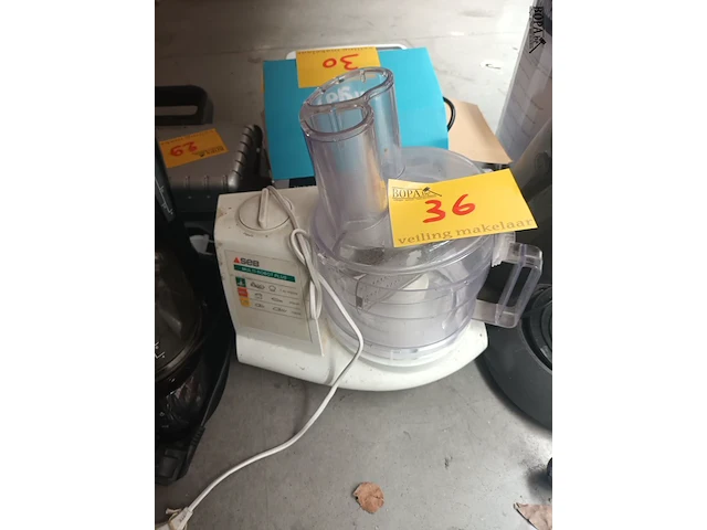 Lot 36 - keukenrobot seb - afbeelding 1 van  2