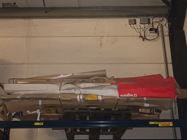 Lot 36 - lot kabelgoten obo - afbeelding 1 van  3