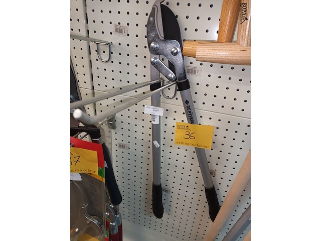 Lot 36 - takkenschaar de pypere - afbeelding 1 van  3