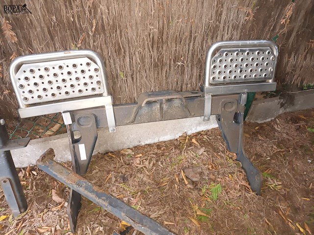 Lot 36 - trekhaak. 3 stuks - afbeelding 1 van  4