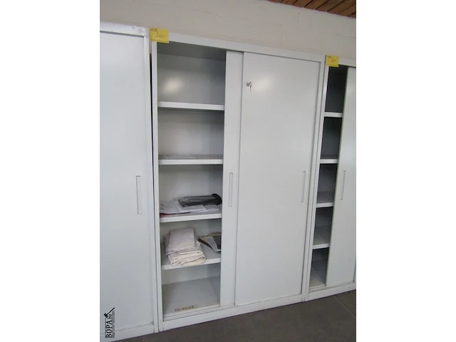 Lot 360 - bureelkast - afbeelding 2 van  3