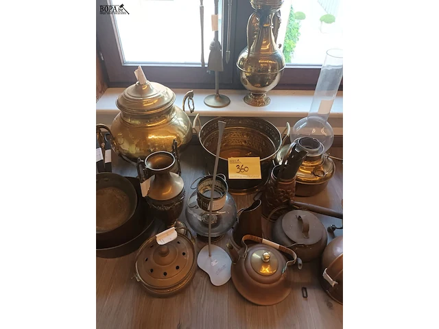 Lot 360 - koperwerk. 19 stuks - afbeelding 1 van  5
