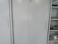 Lot 361 - bureelkast - afbeelding 1 van  3