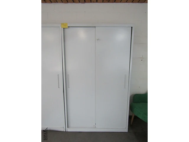 Lot 362 - bureelkast - afbeelding 1 van  3