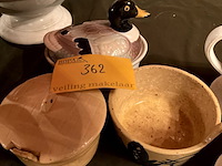 Lot 362 - vintage patepotten/eend met patepot, 3 stuks - afbeelding 1 van  2