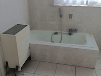 Lot 37 - badkamer - afbeelding 1 van  7
