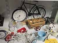Lot 37 - lotje diverse metalen fietsen ong 12 stuks - afbeelding 1 van  5