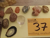 Lot 37 - mineralen en stenen. 19 stuks - afbeelding 5 van  6