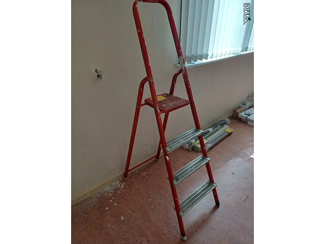 Lot 37 - trapladder - afbeelding 3 van  3