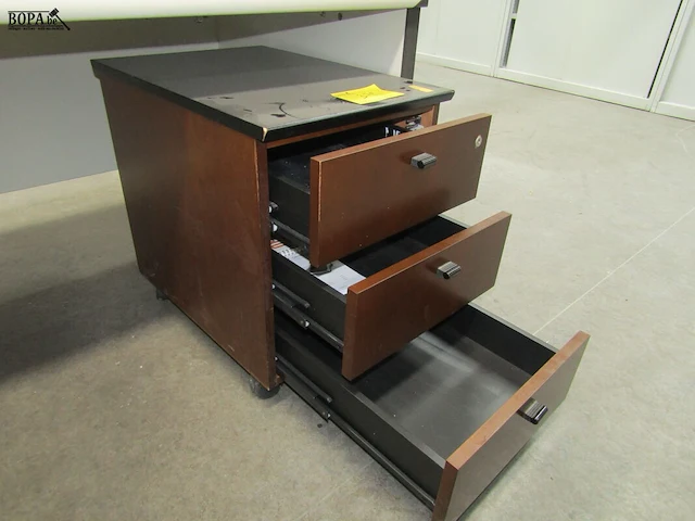 Lot 372 - dubbele bureau met ladekastje - afbeelding 3 van  4