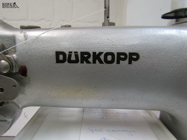 Lot 375 - naaimachine durkopp - afbeelding 4 van  6