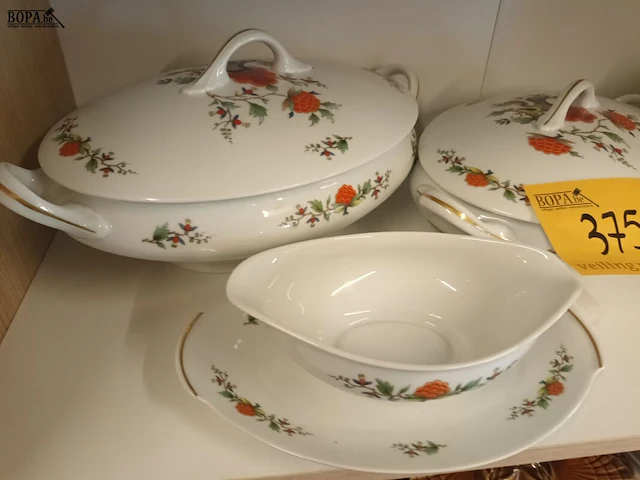 Lot 375 - vintage servies limoges. 15 stuks - afbeelding 2 van  4