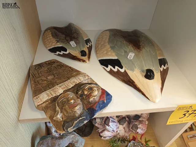 Lot 377 - decoratie. 10 stuks - afbeelding 3 van  4