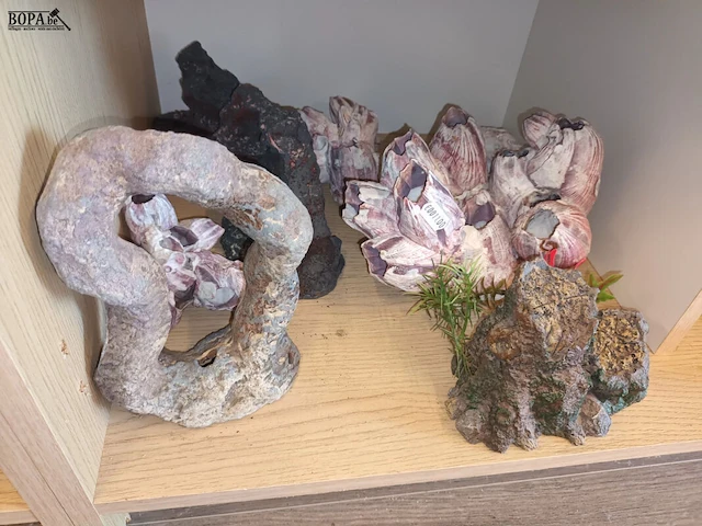 Lot 377 - decoratie. 10 stuks - afbeelding 4 van  4