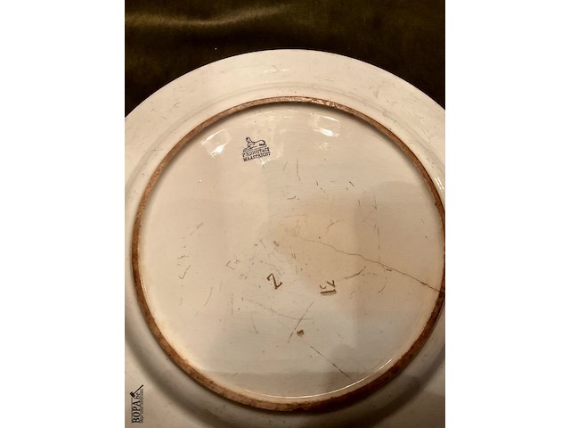 Lot 378 - oud wit bord maastricht pregout - afbeelding 3 van  3