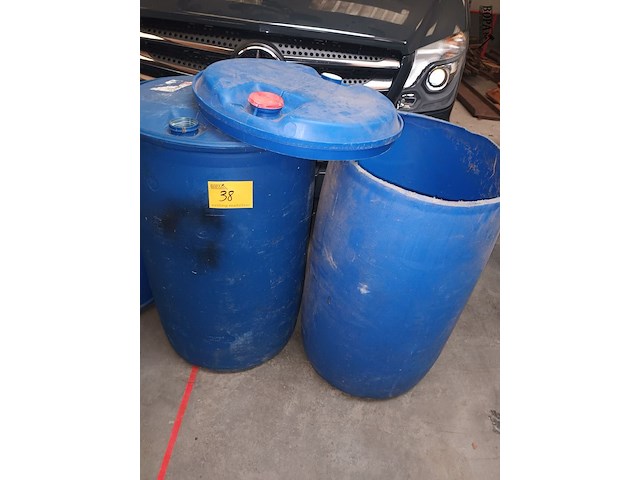 Lot 38 - blauwe ton. 3 stuks - afbeelding 3 van  3