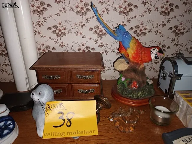 Lot 38 - decoratie. 17 stuks - afbeelding 3 van  4