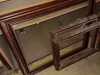 Lot 38 - decoratie en luchter - afbeelding 5 van  5
