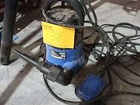 Lot 38 - dompelpomp varo - afbeelding 1 van  3