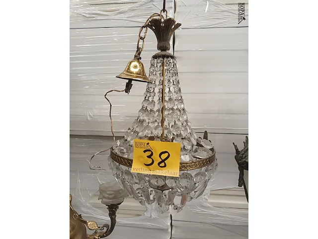 Lot 38 - kristallen zakluster - afbeelding 1 van  5