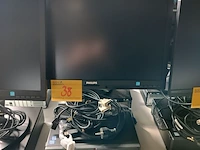 Lot 38 - lenovo thinkcentre computer - afbeelding 1 van  1