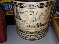 Lot 38 - oude verzamel flessen. 3 stuks - afbeelding 3 van  4