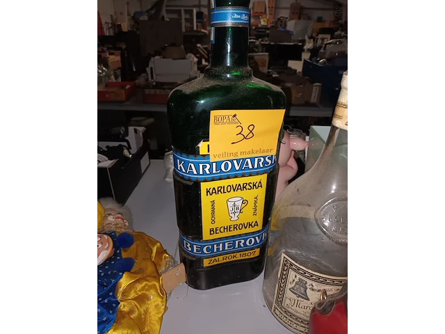 Lot 38 - oude verzamel flessen. 3 stuks - afbeelding 4 van  4