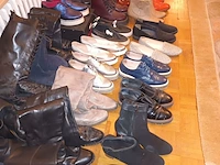 Lot 38 - schoenen. 59 paar - afbeelding 2 van  10