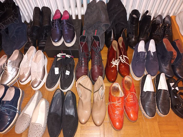 Lot 38 - schoenen. 59 paar - afbeelding 8 van  10