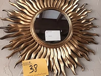 Lot 38 - zonnespiegel - afbeelding 1 van  3