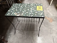 Lot 380 - retro krantenrekje - afbeelding 2 van  4