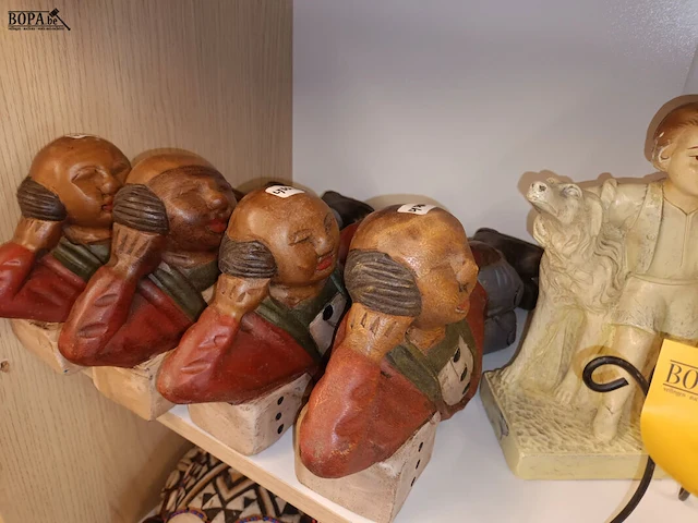 Lot 387 - decoratie. 7 stuks - afbeelding 3 van  3